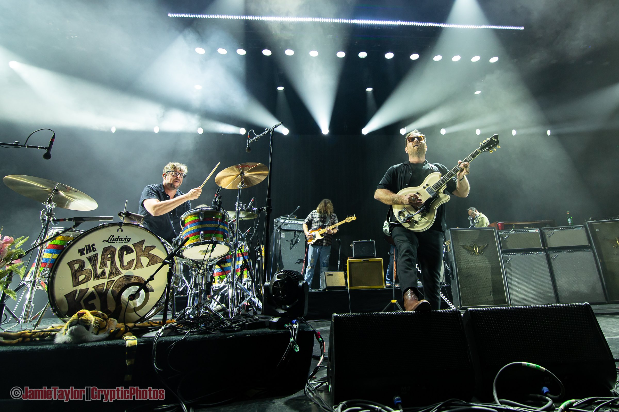 The Black Keys performing at Rogers Arena in Vancouver, BC, Canada on October 3rd, 2022 © Jamie Taylor