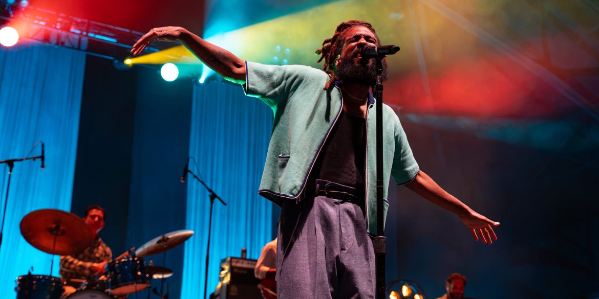 Josh Lane of Thee Sacred Souls Sisters @ PNE Forum, Vancouver