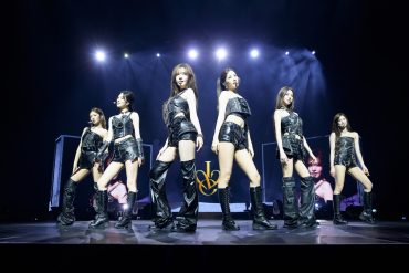 VANCOUVER, CANADA - AUGUST 9: Ive performs at Rogers Arena on August 9, 2026 in Vancouver, British Columbia, Canada. (Photo by Jeff Vinnick/Rogers Arena)