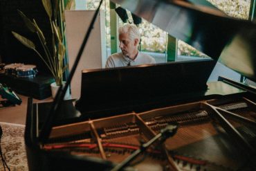 Andrew McMahon Announces 2027 Strings Attached Symphony Shows